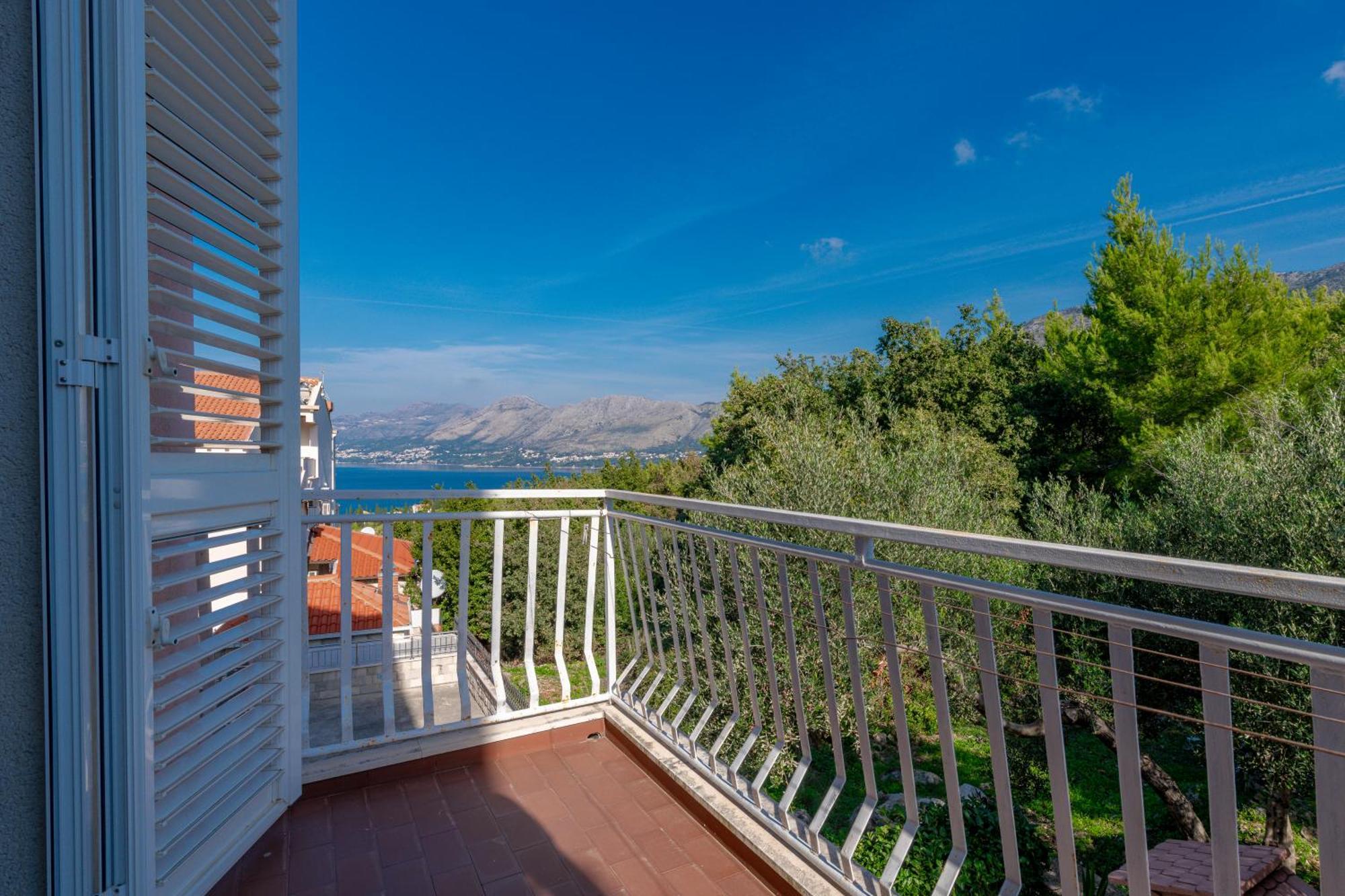 Nick Apartman